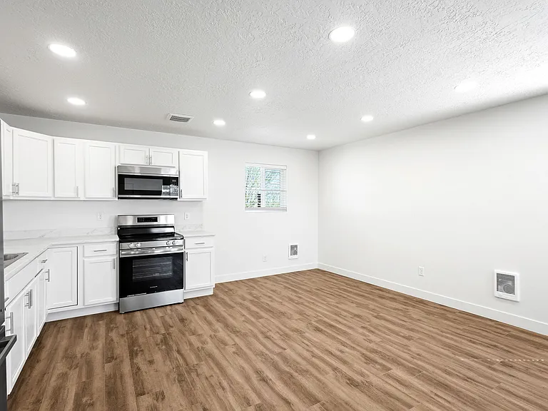 781 S 1800 W #2 — Photo 17