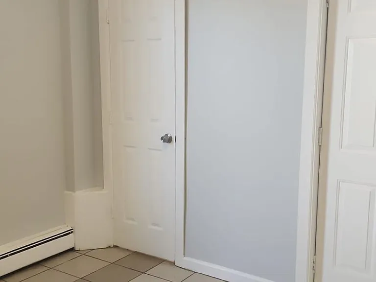 42 Doremus St #2R — Photo 5