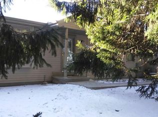 N5439 Grandview Rd, Fond Du Lac, WI 54937