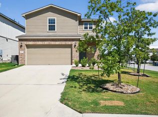 453 Stone Water Ln, Jarrell, TX 76537