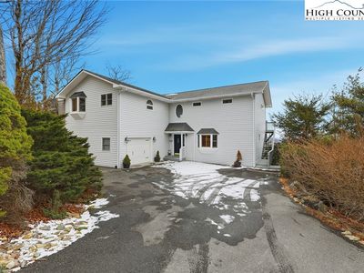 112 North Pinnacle Ridge Road, Beech Mountain, NC, 28604