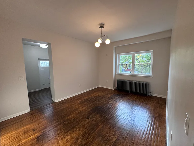 6328 Vine St #1R — Photo 7