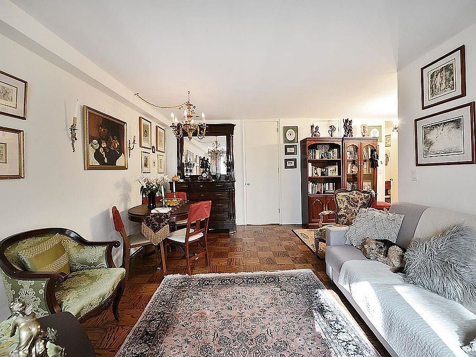 1st image of 165 W 66th St APT 3V