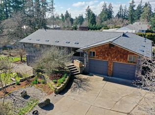 15232 Henrici Rd, Oregon City, OR 97045