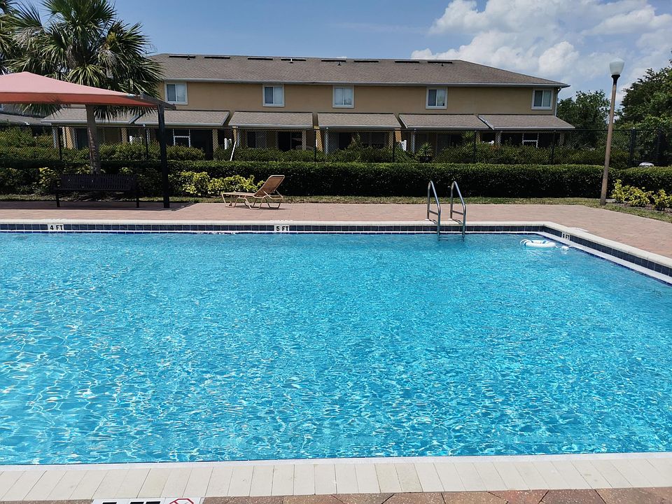 1st image of 2298 Sunset Bluff Dr