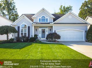 23265 Woodview Dr, North Olmsted, OH 44070