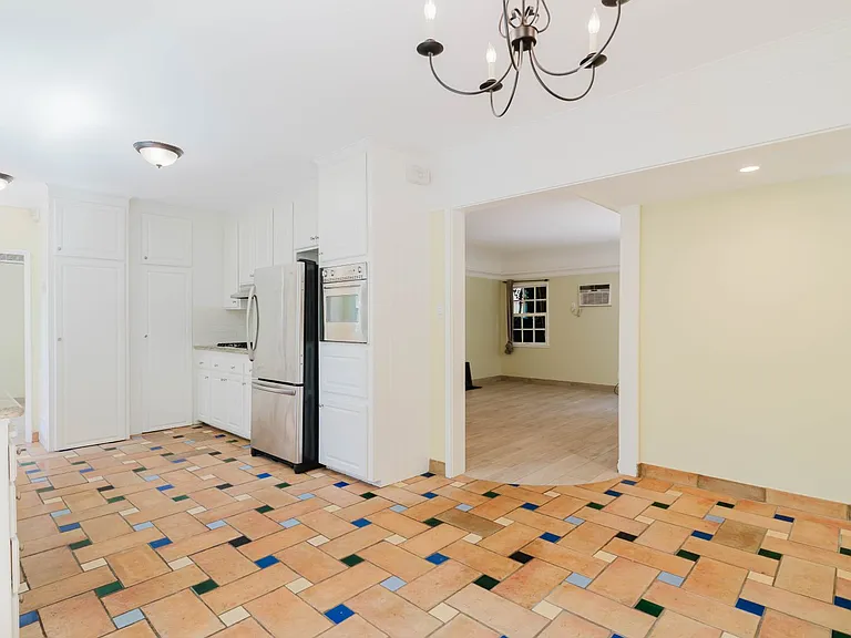 11036 Fruitland Dr — Photo 11