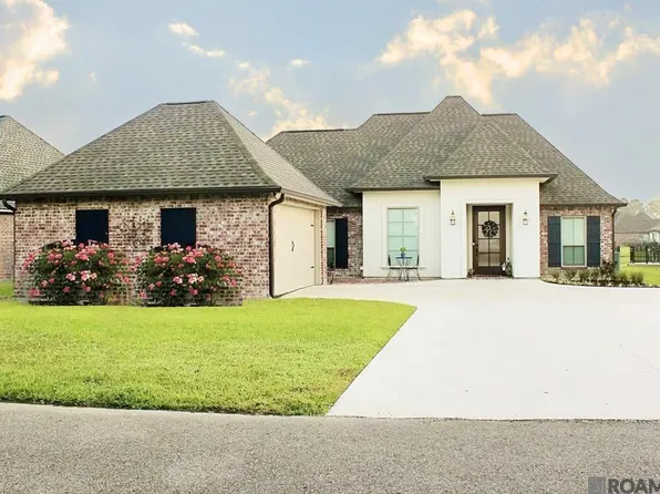 403 Lakeshore Dr, Oscar, LA 70762