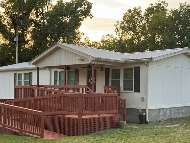 1384 Old Savannah Rd — Photo 1
