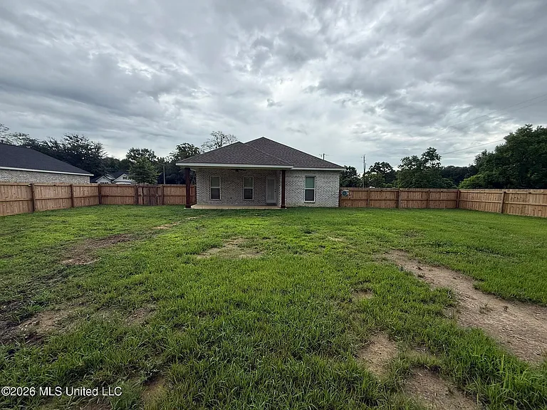 24251 Misty Ln — Photo 3
