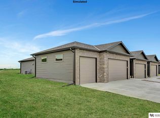 9023 S 47th St, Lincoln, NE 68516