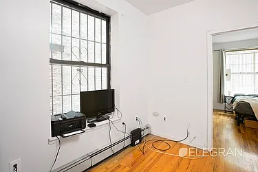 Rented by (Legacy) Elegran