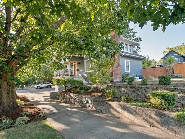 703 SE Tenino St, Portland, OR 97202