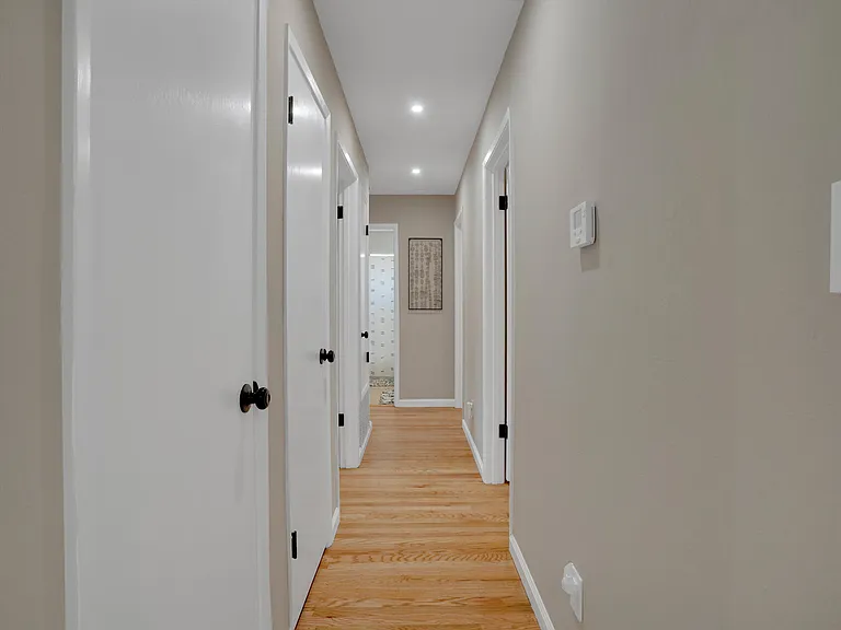 Meadowbrook Dr — Photo 23