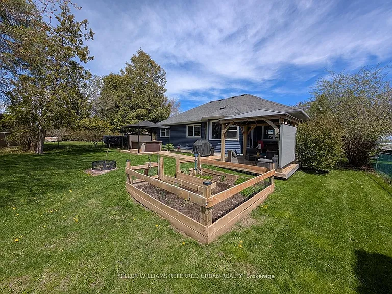 222 Aldred Dr — Photo 23