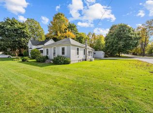163 George St, North Middlesex, ON N0M 1A0