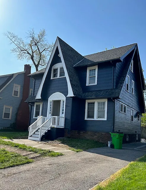 3 bed, 1.5 bath, 1658 sqft, $1,399 — Photo 2