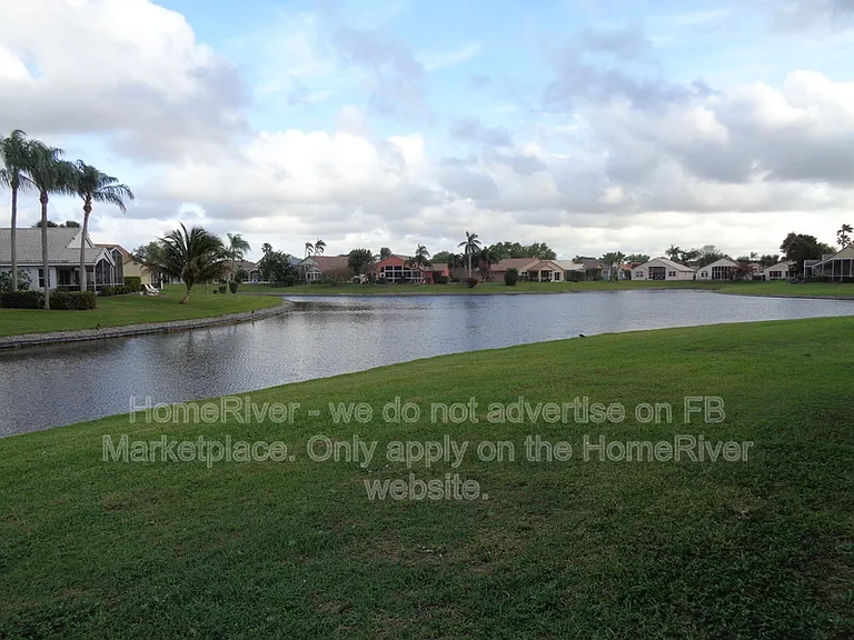 7512 Stirling Bridge Blvd N — Photo 27