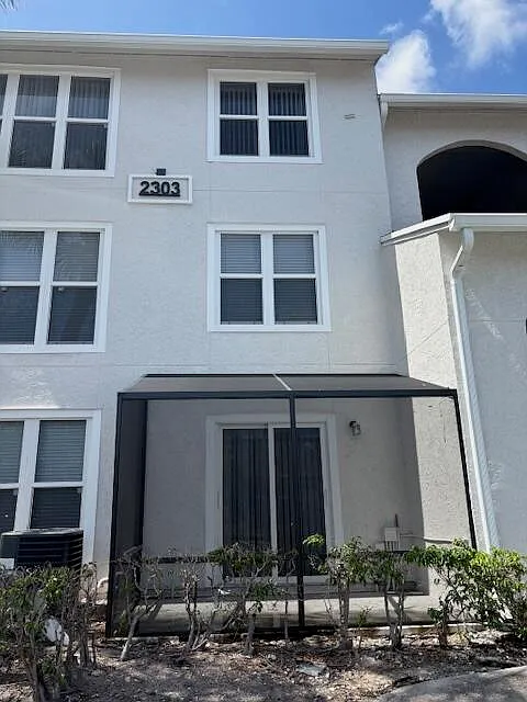 2303 N Congress Ave #15