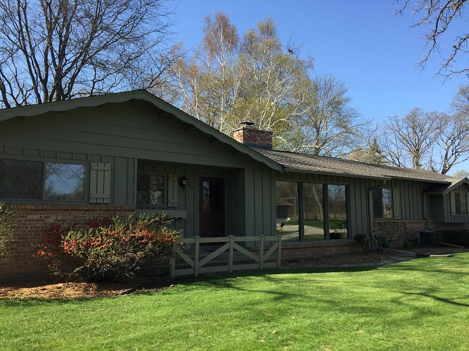 1st image of 704 Glendon Way