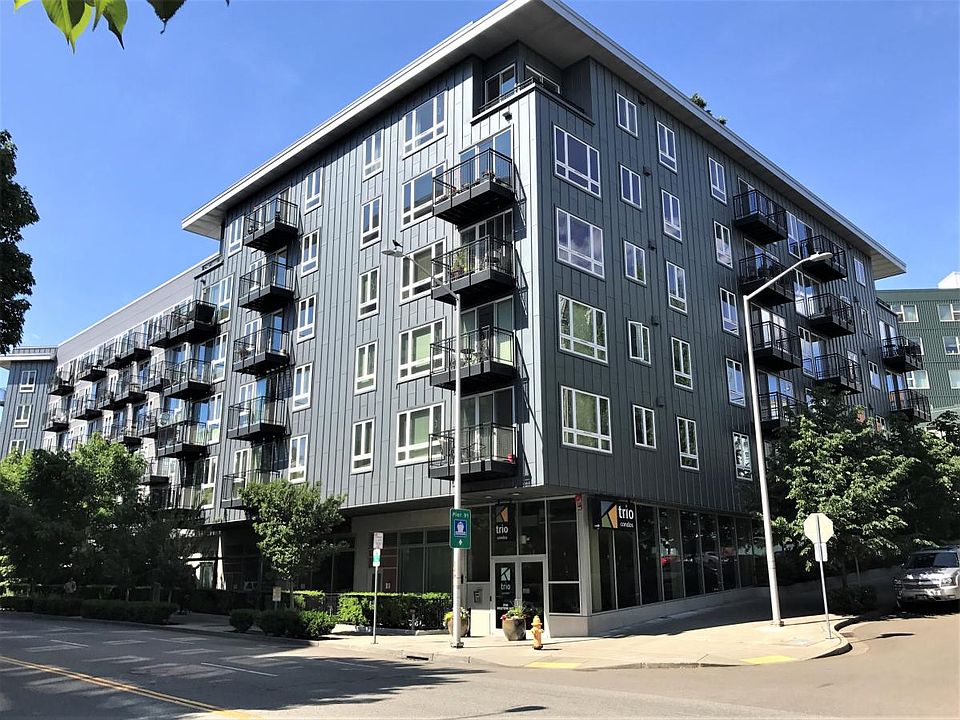 Trio Building
