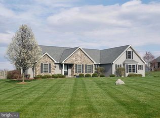 37 Meadow Woods Ln, Reedsville, PA 17084