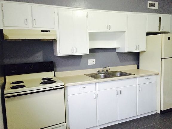 3rd image of 5203 Gaston Ave APT 219