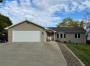 306 Elm Ave, Taylor, ND 58656