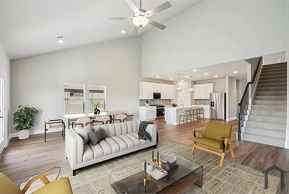 5 bed, 3060 sqft, $3,500 — Photo 1