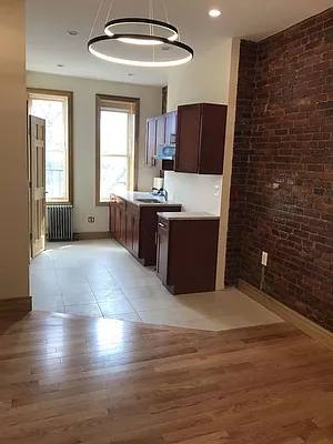 Rented by null | media 11