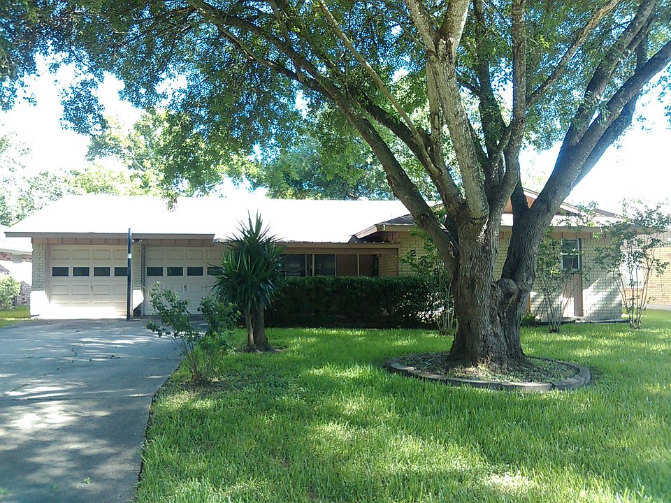1st image of 209 Sunnydale Dr