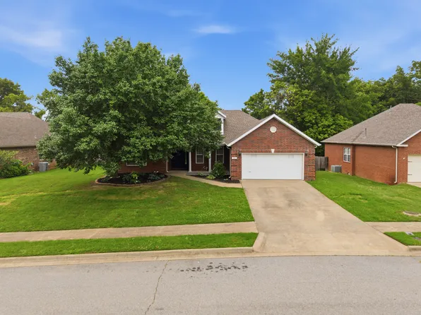 305 NW Palomino St, Bentonville, AR 72712