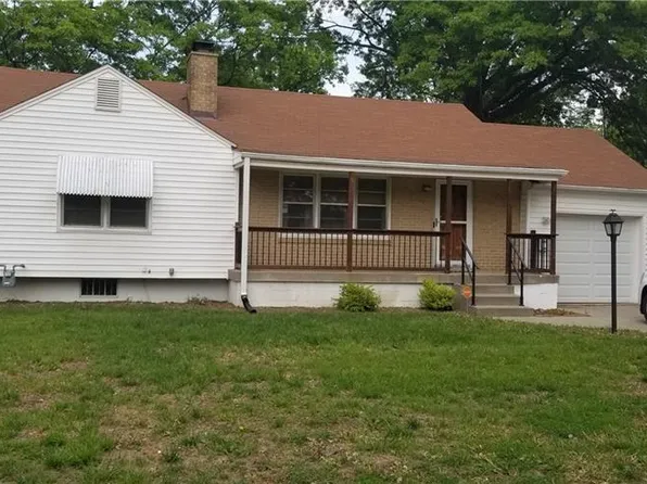 9712 E 34th St S, Independence, MO 64052