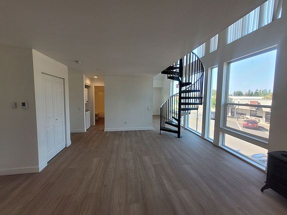 5th image of 399 H St #2A