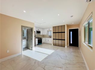 7058 Matilija Ave, Van Nuys, CA 91405