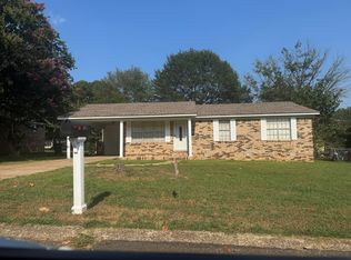 1423 Nottingham St, Malvern, AR 72104