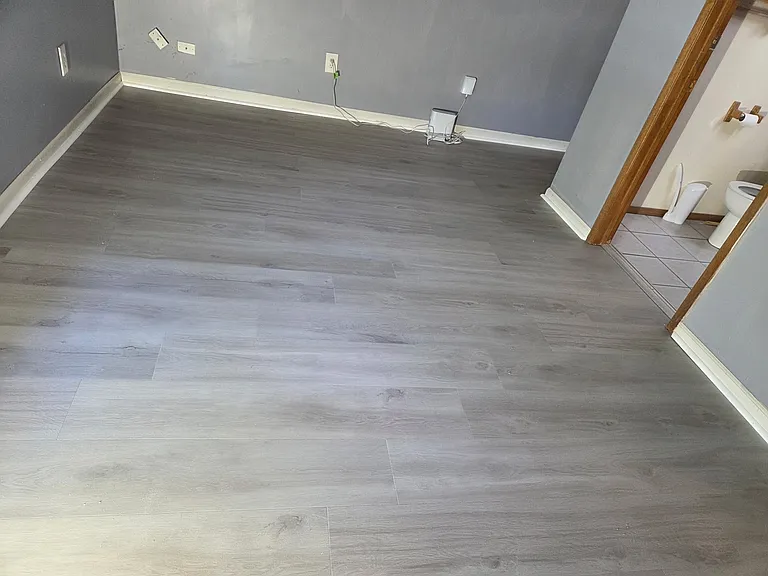 1507 Hoyt Ave — Photo 6