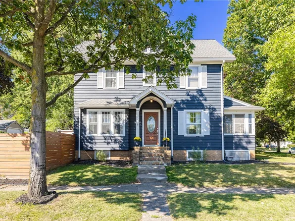 285 Collingwood Dr, Rochester, NY 14621