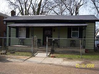 2nd image of 715 Railroad St