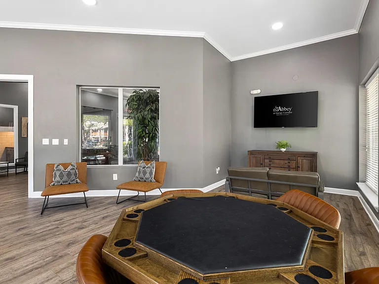 1520 Enclave Pkwy — Photo 31
