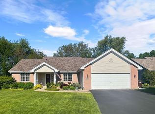 4226 River Hawk Dr, Loves Park, IL 61111