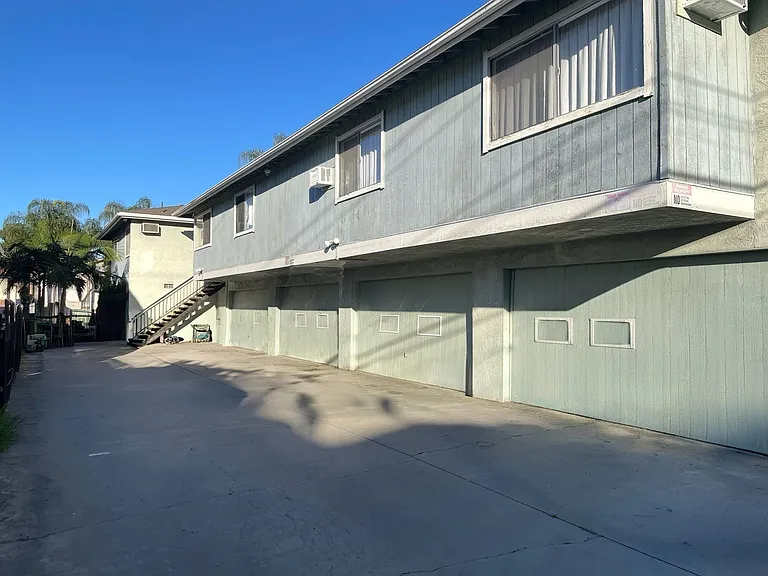 7638 Newlin Ave — Photo 12
