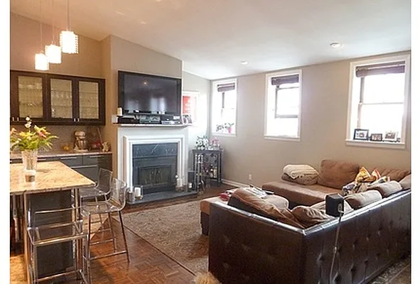 Rented by Waverly Realty Associates | media 22