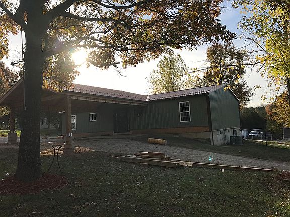 2nd image of 3148 Meyer Rd
