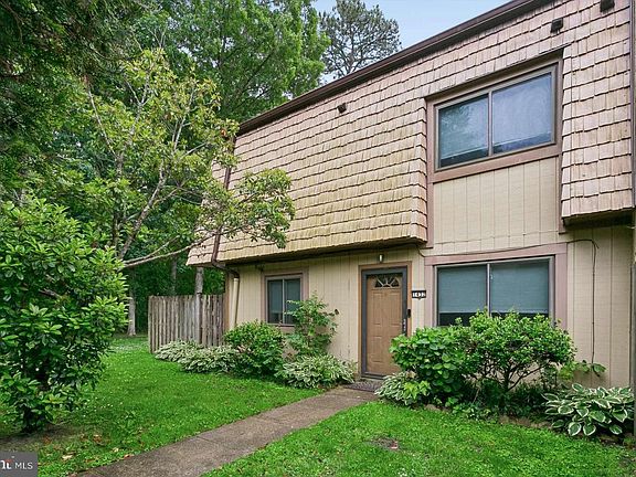 2nd image of 1432 Granada Ct