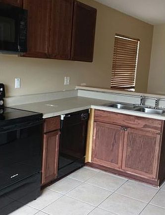 5th image of 312 Snook Way