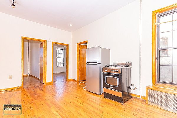 1st image of 226 Humboldt St #7