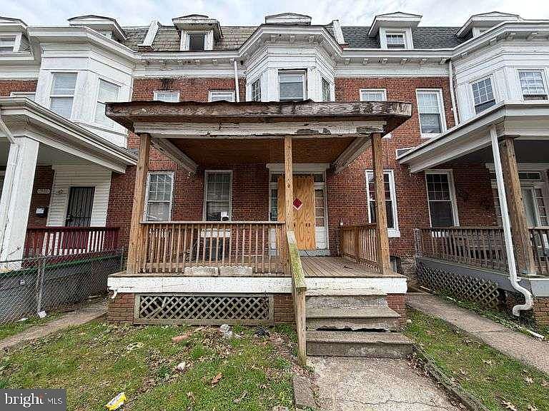 1st image of 3923 Ridgewood Ave