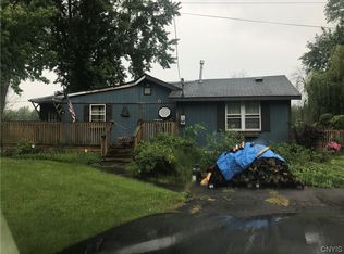 7873 Foster Rd, Liverpool, NY 13090