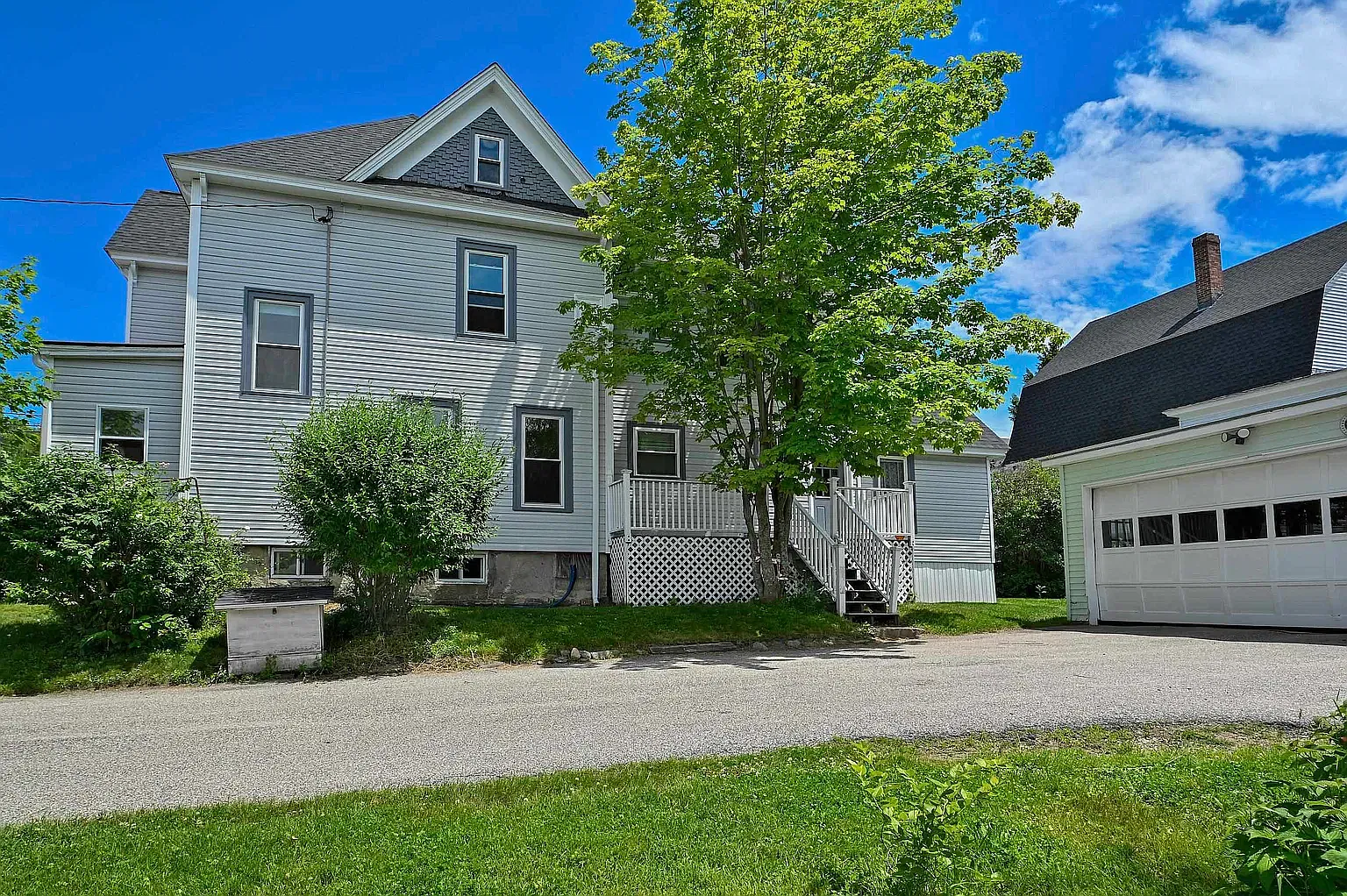 3 bed, 1300 sqft, $2,300 — Photo 3